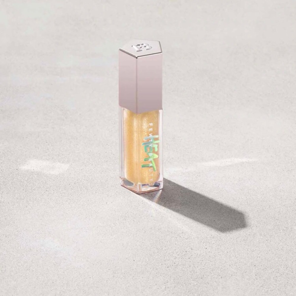 Fenty gloss bomb in lemon lava